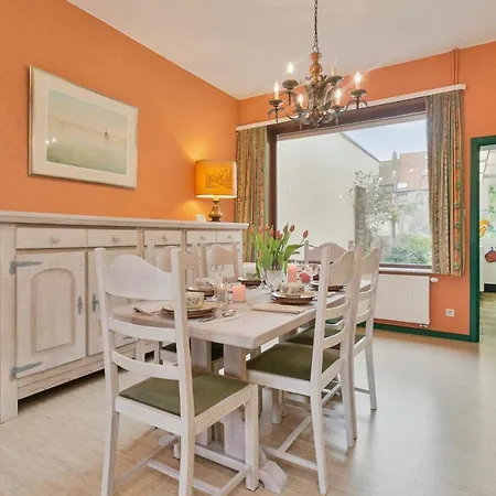Spacious And Romantic Town-House In Old Village Of Nieuwpoort Feriehus Nieuwpoort