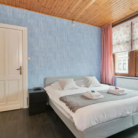 Spacious And Romantic Town-House In Old Village Of Nieuwpoort * Nieuport