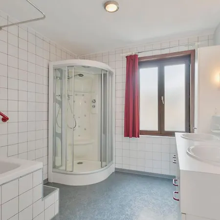 Spacious And Romantic Town-House In Old Village Of Nieuwpoort Hébergement de vacances *